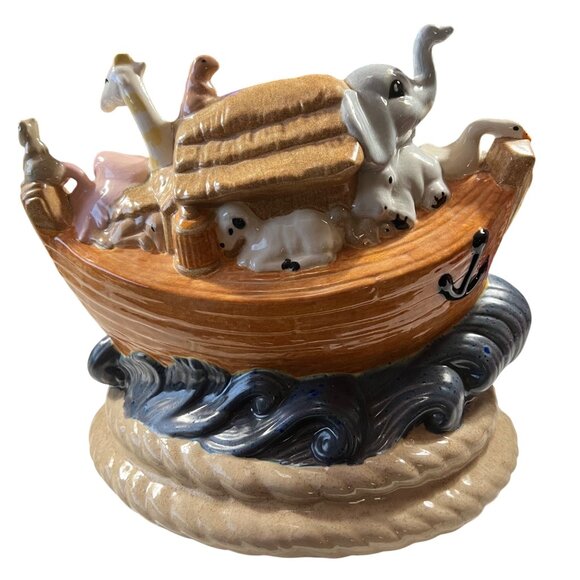 Vintage Noah's Ark Animal Figurine Collectible Elephants Giraffes & More - Picture 1 of 7